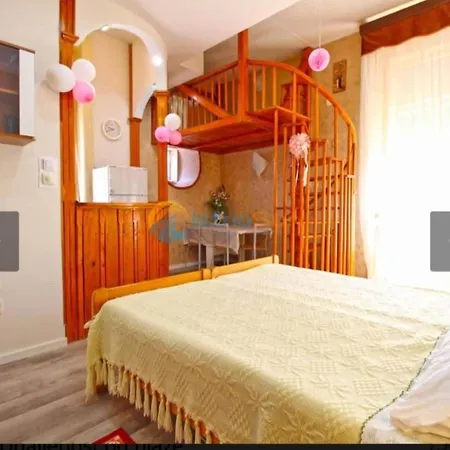 Lea - Two Bedroom Paolo Pula