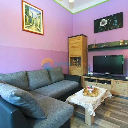 Lea - Two Bedroom Paolo